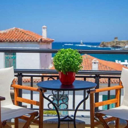 Seaview Stylish Flat In Andros - Walk To Beach Eksteriør bilde